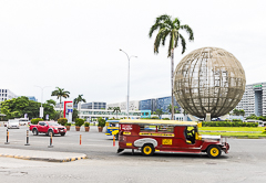 Jeepney (Mall of Asia) - Photo by Len